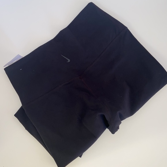 NIKE LUXE YOGA LEGGINGS - Picture 3 of 7